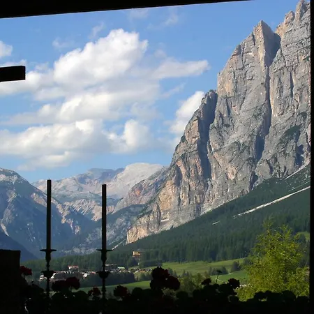 호텔 Orsoline Cortina *